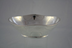 QUEENS, Schale oval, S, vers. 16,5 x12,5 x.5,5cm